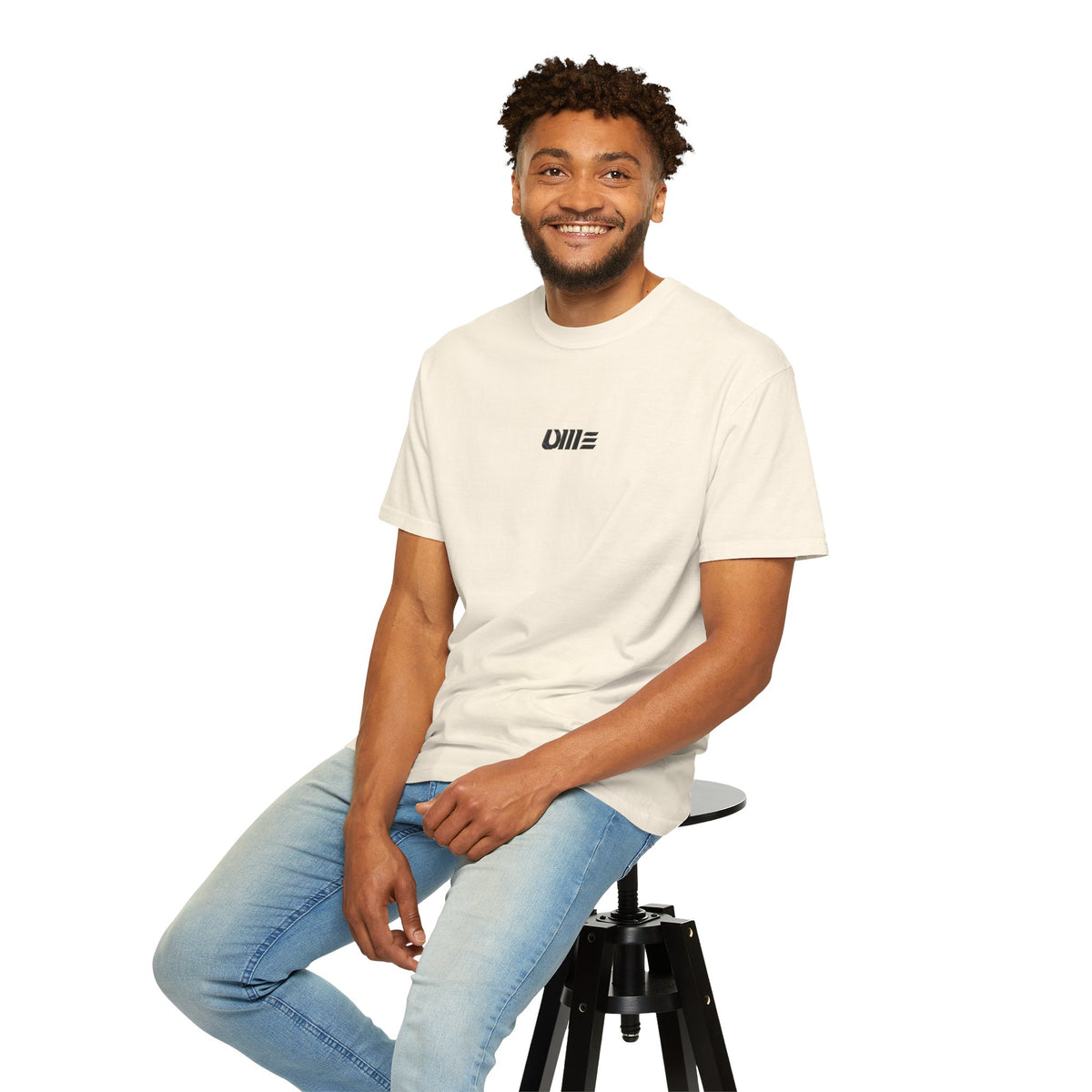 Minimalist 'ONE' Logo T-Shirt — Modern Graphic Tee