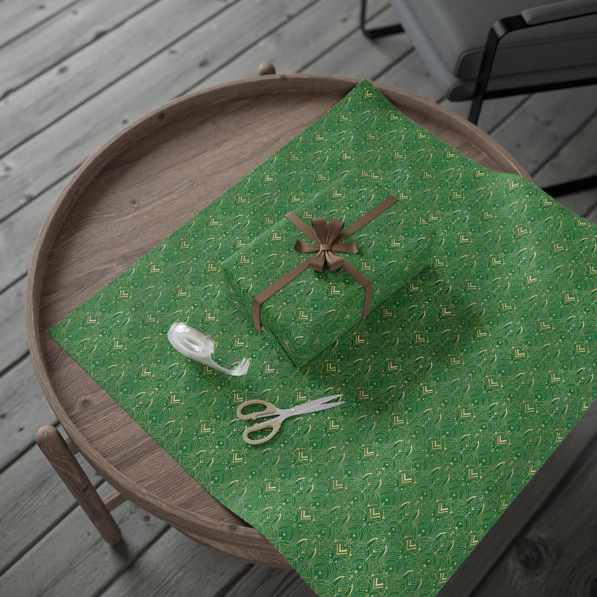 Festive Green & Gold Wrapping Paper Roll — Elegant Holiday Gift Wrap